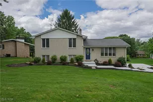 4184 Meadowview Dr NW, Canton, OH 44718 - Photo 1