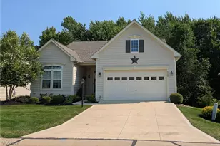 625 Shallow Creek Cir, Northfield, OH 44067 - Photo 1
