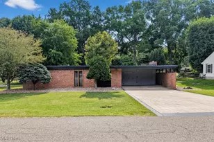 206 Lee Ave, Marietta, OH 45750 - Photo 1