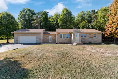 2122 Millerton Street SE, Canton, OH 44707 - Photo 1