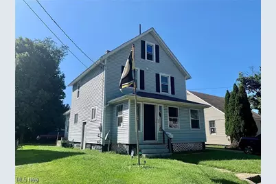 2015 Maple Avenue NE, Canton, OH 44714 - Photo 1