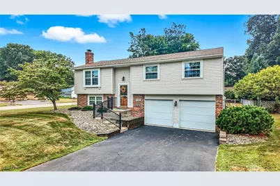 7797 Raglan Drive, Howland, OH 44484 - Photo 1