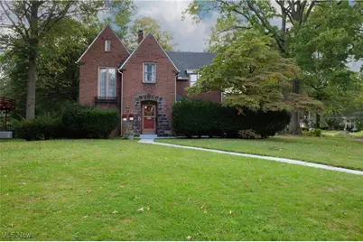 2058 Guadalupe Avenue, Youngstown, OH 44504 - Photo 1