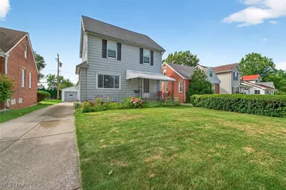 8910 McCracken Boulevard, Loveland, OH 44125 - Photo 1