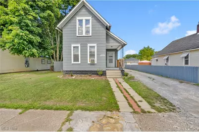 504 W 21st Street, Lorain, OH 44052 - Photo 1