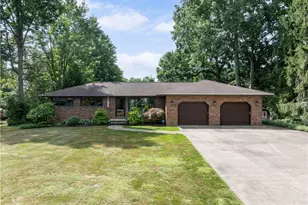 1054 Morningview Dr, Tallmadge, OH 44278 - Photo 1