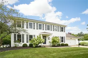 1091 Sanborn Dr, Akron, OH 44333 - Photo 1