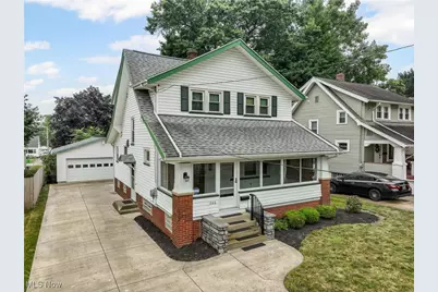 360 E Tuscarawas Avenue, Barberton, OH 44203 - Photo 1