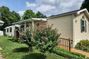 32 Terrace Dr, Ashland, OH 44805 - Photo 1