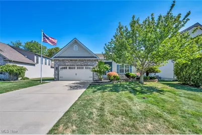181 Shoreland Circle, Willowick, OH 44095 - Photo 1