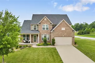 2979 Cloverhurst Street Northeast, Canton, OH 44721 - Photo 1