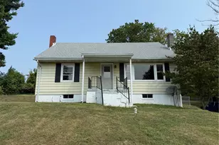 375 Hale Rd, Zanesville, OH 43701 - Photo 1