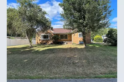 11276 East Avenue, Sandyville, OH 44671 - Photo 1