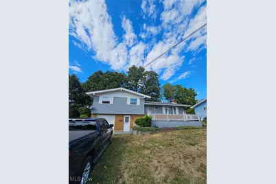 208 Quincy Avenue, Columbiana, OH 44408 - Photo 1