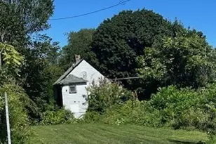 7305 Montgomery Ave, Loveland, OH 44104 - Photo 1