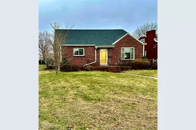 532 25th Street, Vienna, WV 26105 - Photo 1