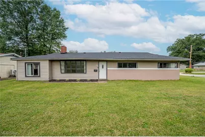 2430 Redgate Lane, Austintown, OH 44511 - Photo 1