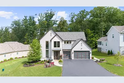 8138 Canyon Ridge, Chagrin Falls, OH 44023 - Photo 1