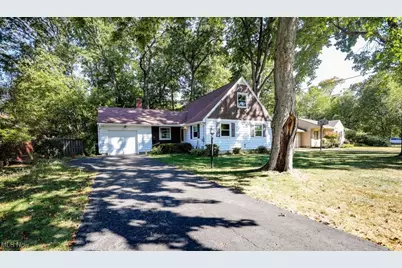 566 Beech Drive, Kent, OH 44240 - Photo 1