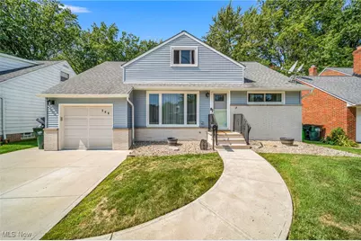 300 E 262 Street, Euclid, OH 44132 - Photo 1