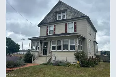 316 S Prospect Avenue, Hartville, OH 44632 - Photo 1