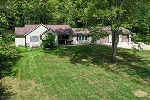 7616 Zurich Dr, Millersburg, OH 44654 - Photo 1