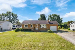 1638 Harden Dr, Barberton, OH 44203 - Photo 1