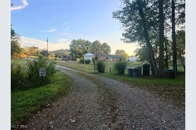 7898 State Route 800 NE, Zoarville, OH 44656 - Photo 1