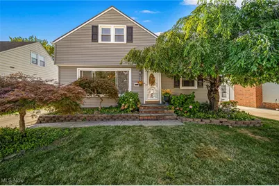624 E 315th Street, Willowick, OH 44095 - Photo 1