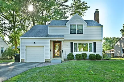 591 Belvedere Avenue NE, Warren, OH 44483 - Photo 1