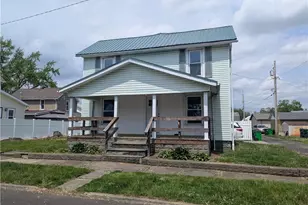 810 Pine St, Coshocton, OH 43812 - Photo 1