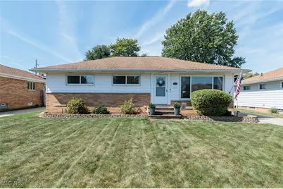 7316 Oakwood Road, Parma, OH 44130 - Photo 1