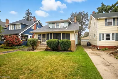 15623 Lakewood Heights Boulevard, Oakwood, OH 44107 - Photo 1