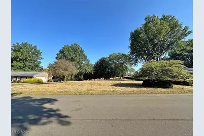 2511 58th Street NE, Canton, OH 44721 - Photo 1