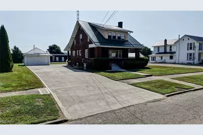 100 N State Street, Frazeysburg, OH 43822 - Photo 1