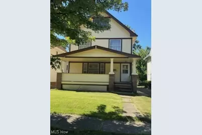 870 Helmsdale Road, Cleveland Heights, OH 44112 - Photo 1
