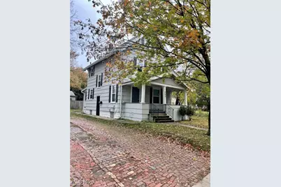 203 E York Street, Akron, OH 44310 - Photo 1