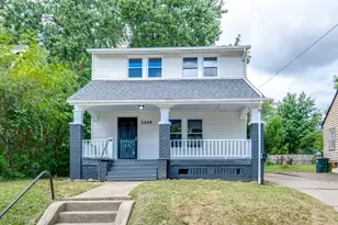 2319 Daleford Ave NE, Canton, OH 44705 - Photo 1