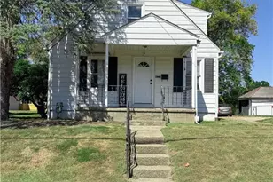 621 Seborn Ave, Zanesville, OH 43701 - Photo 1