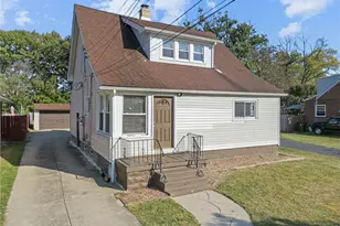 4571 W 157th St, Loveland, OH 44135 - Photo 1