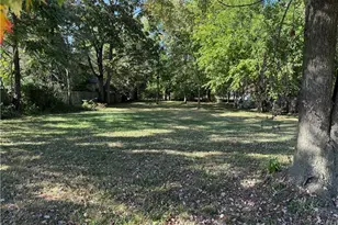 41 N Railroad St, New London, OH 44851 - Photo 1