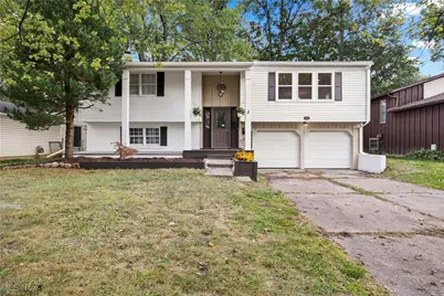 954 Bennett Drive, Elyria, OH 44035 - Photo 1