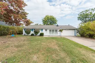 1883 Edgewood Dr, Twinsburg, OH 44087 - Photo 1