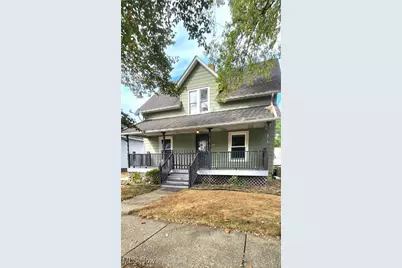 335 W Maple Street, Hartville, OH 44632 - Photo 1