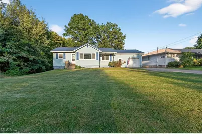 716 Chestnut Street, Conneaut, OH 44030 - Photo 1