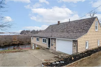 439 Port Drive, Akron, OH 44319 - Photo 1