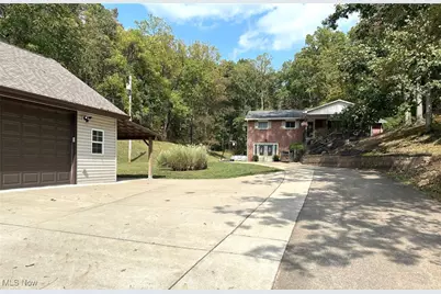 2250 Pettyville Road, Parkersburg, WV 26101 - Photo 1
