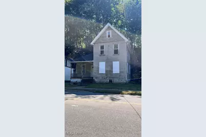 509 Tremont Avenue SE, Massillon, OH 44646 - Photo 1