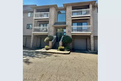 3800 Rosemont Boulevard #113A, Fairlawn, OH 44333 - Photo 1