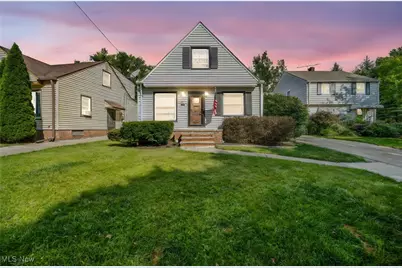 4162 Victory Boulevard, Loveland, OH 44135 - Photo 1